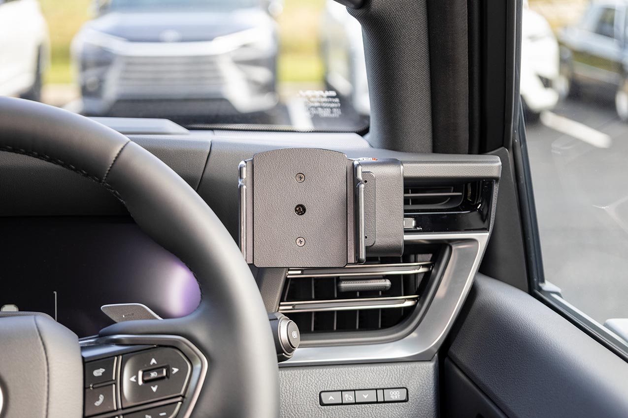 606096 - ProClip