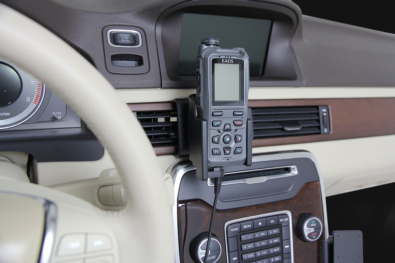 512952 - Aktív tartó szivargyújtóval