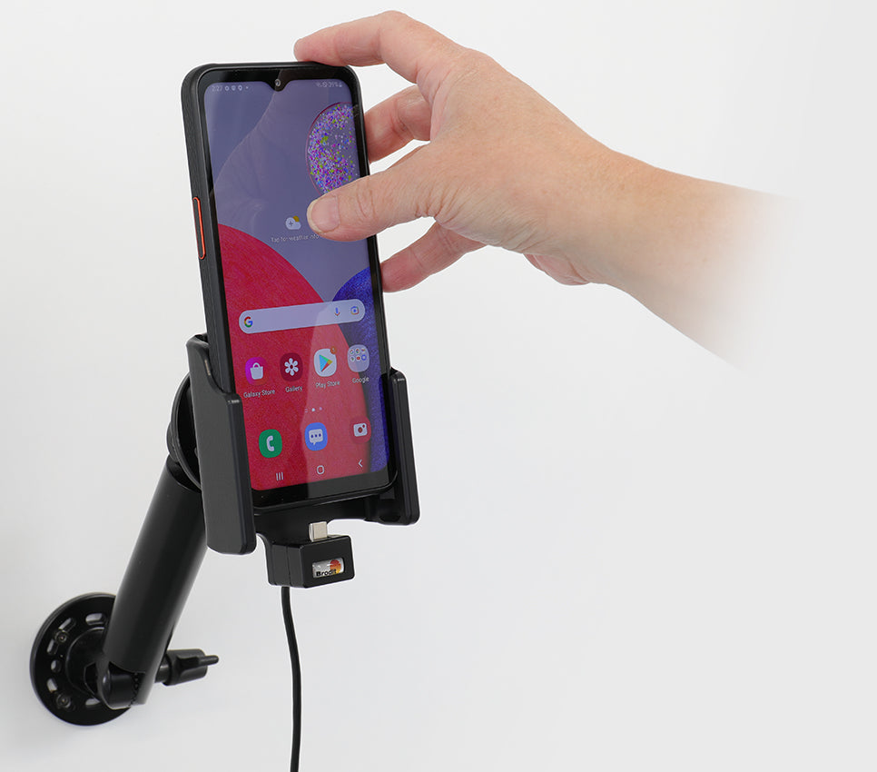 721313 - Aktív tartó USB-kábellel és szivargyújtó adapterrel