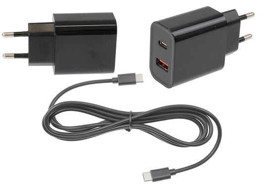 945084 - EU Fali töltő adapter USB A+C 2m type C-C kábellel