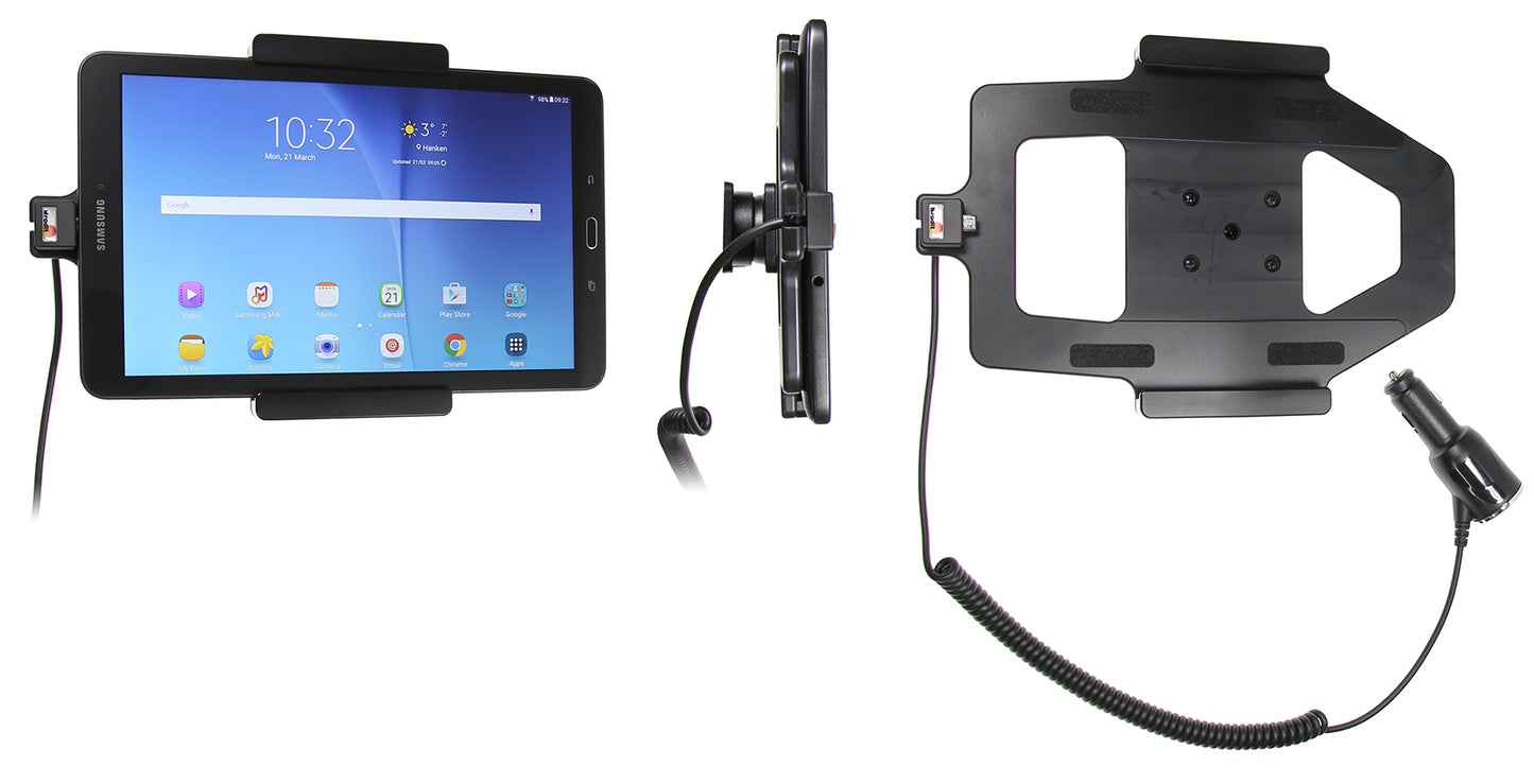 512821 - Aktív tartó szivargyújtóval