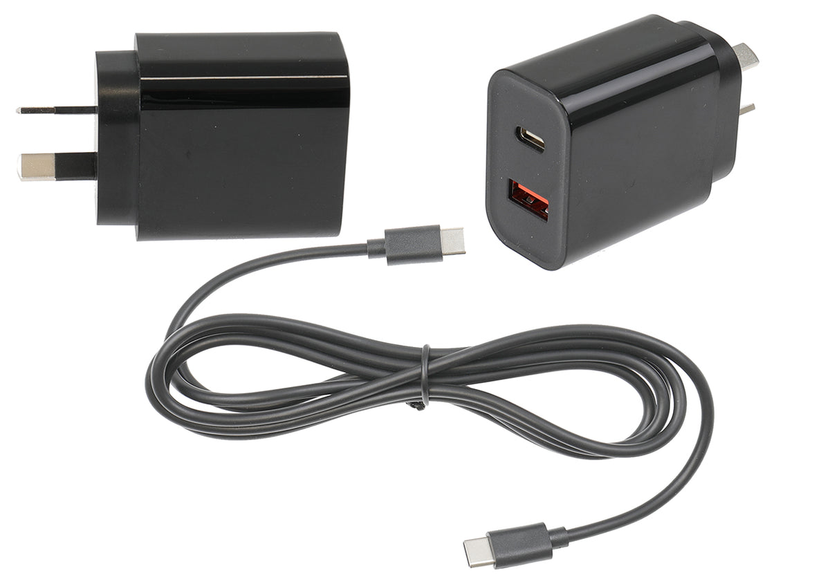945085 - AU Fali töltő adapter USB A+C 2m type C-C kábellel