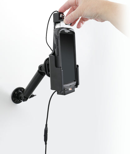 735306 - Zárható tartó kulccsal