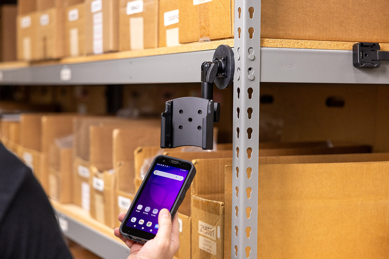 711423 - Passzív tartó csuklóval