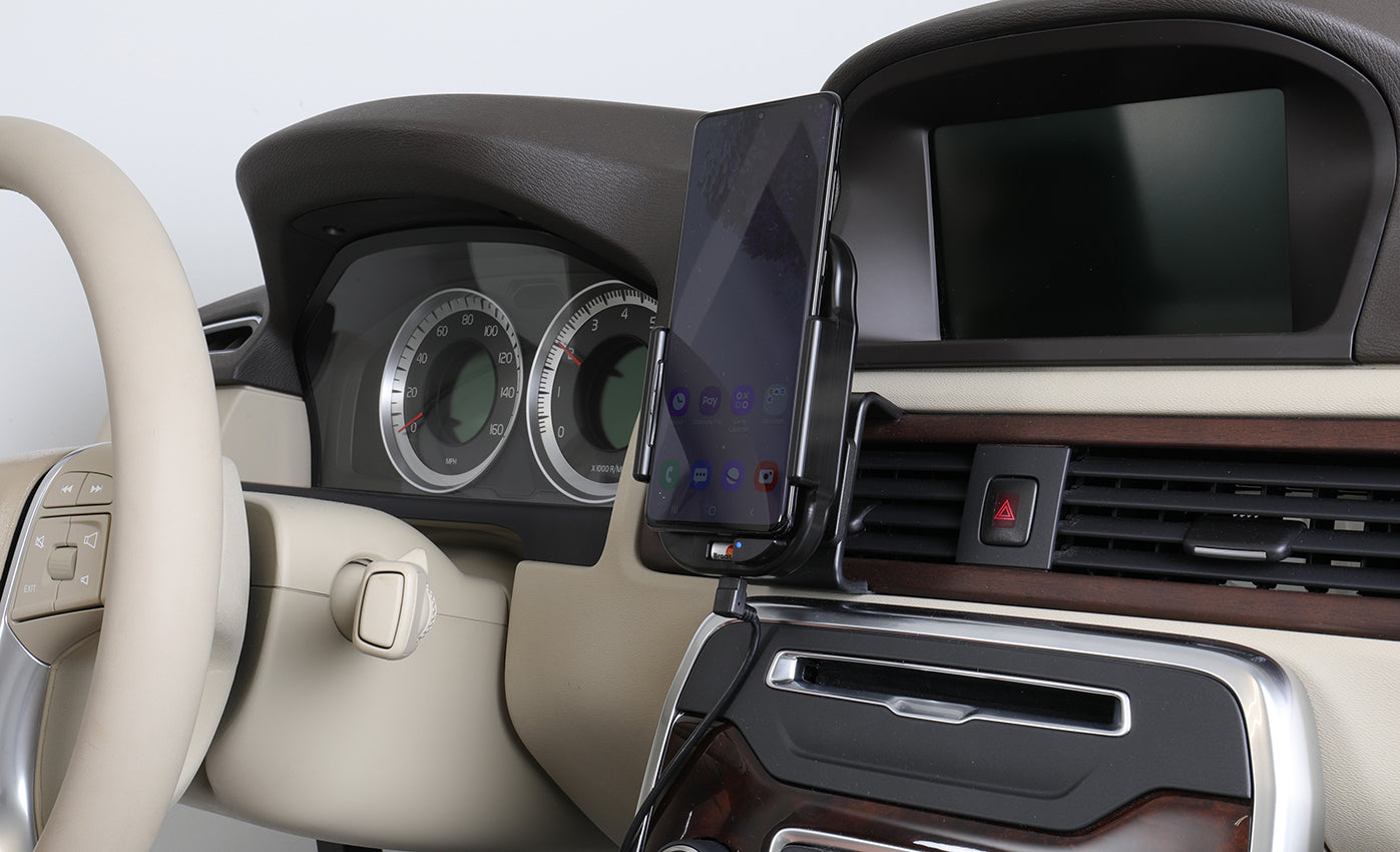 718191 - Qi vezeték nélküli aktív tartó szivargyújtóval