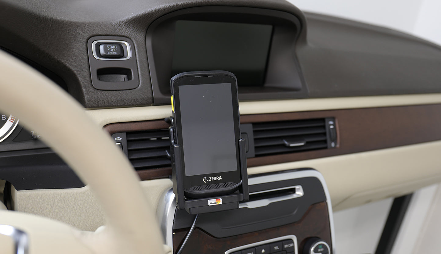 712019 - Aktív tartó szivargyújtóval