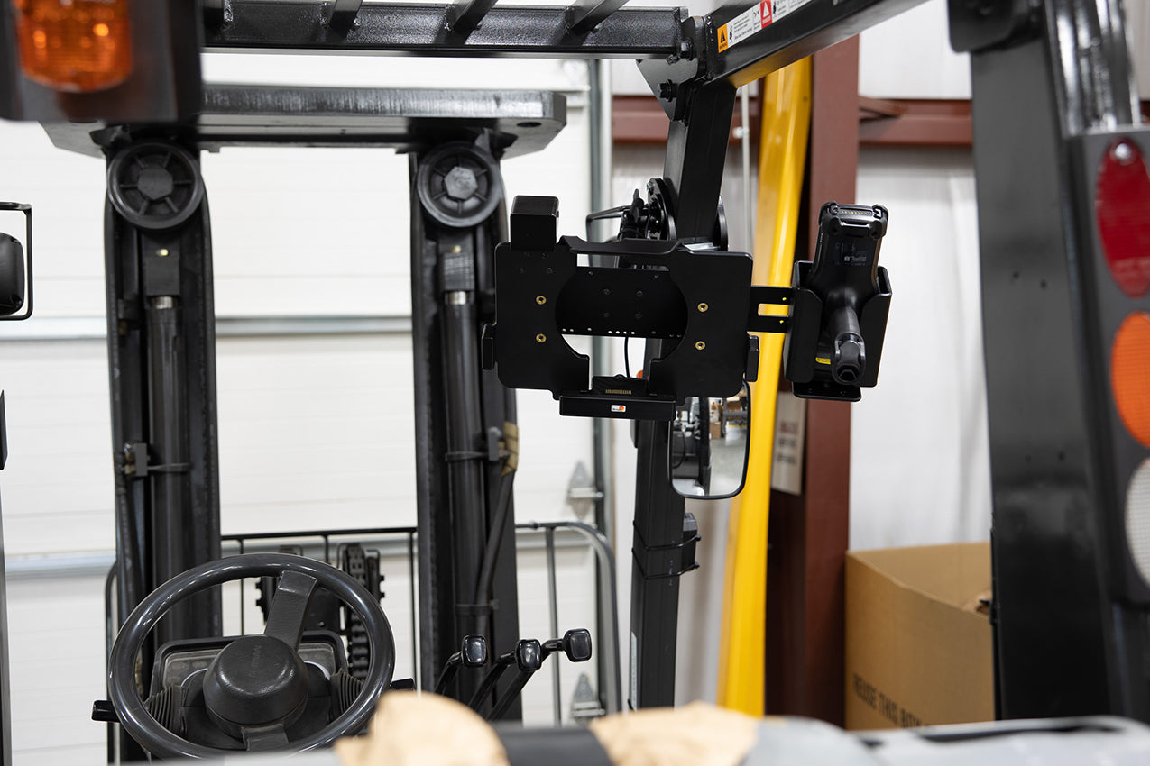 747266 - Töltő dokkoló