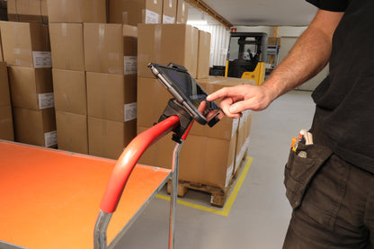 711002 - Passzív tartó csuklóval