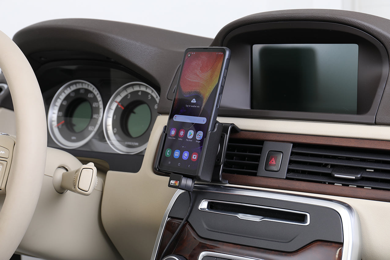 721178 - Aktív tartó USB-kábellel és szivargyújtó adapterrel