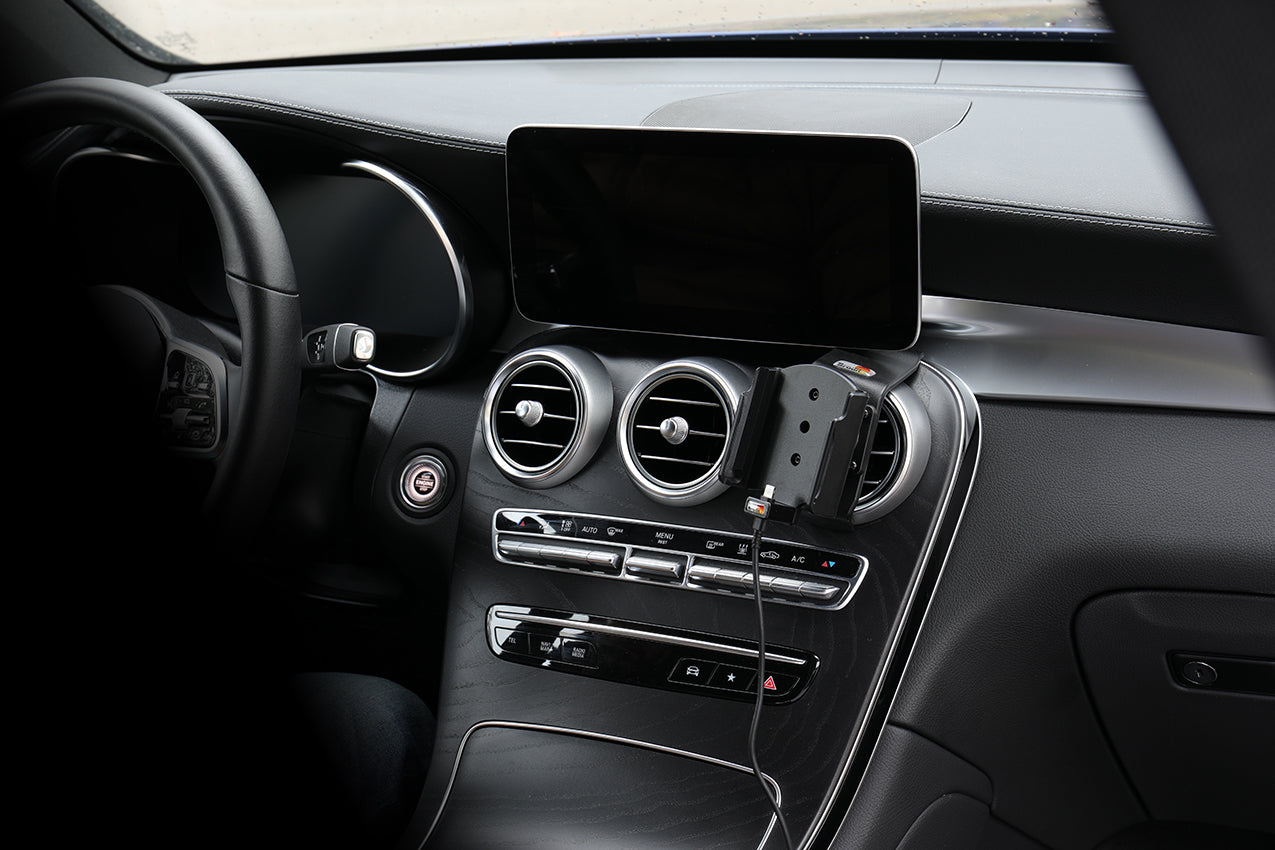 721276 - Aktív tartó USB-kábellel és szivargyújtó adapterrel