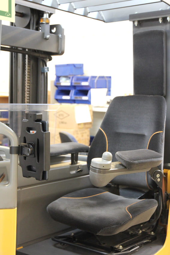 215583 - Pipe mount - Csőre szerelhető szerelőlap