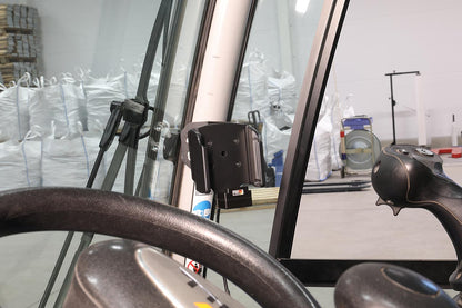 712429 - Aktív tartó szivargyújtóval