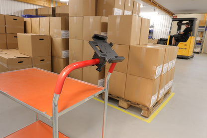 711002 - Passzív tartó csuklóval